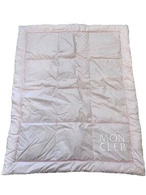 NWT! Moncler Baby Girl Pink Down Blanket with logo OS